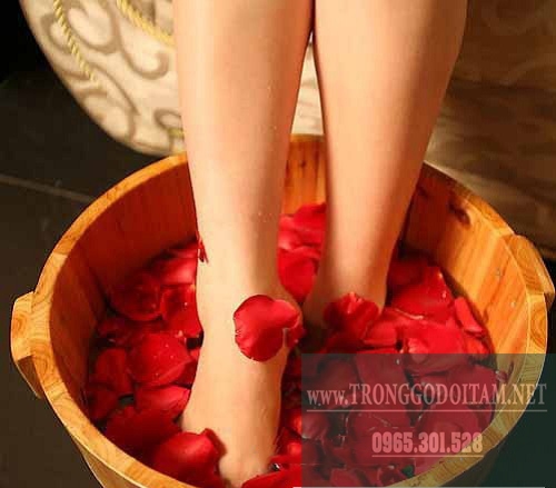 bồm ngâm chân bằng gỗ