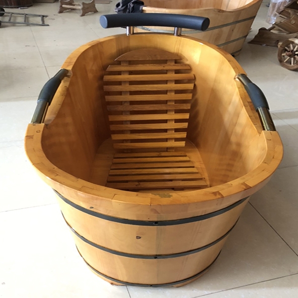 BỒN TẮM GỖ CÓ TAY NẮM