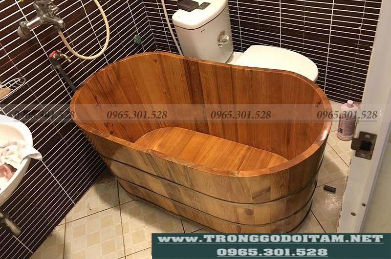 bồn tắm gỗ cho phòng tắm nhỏ