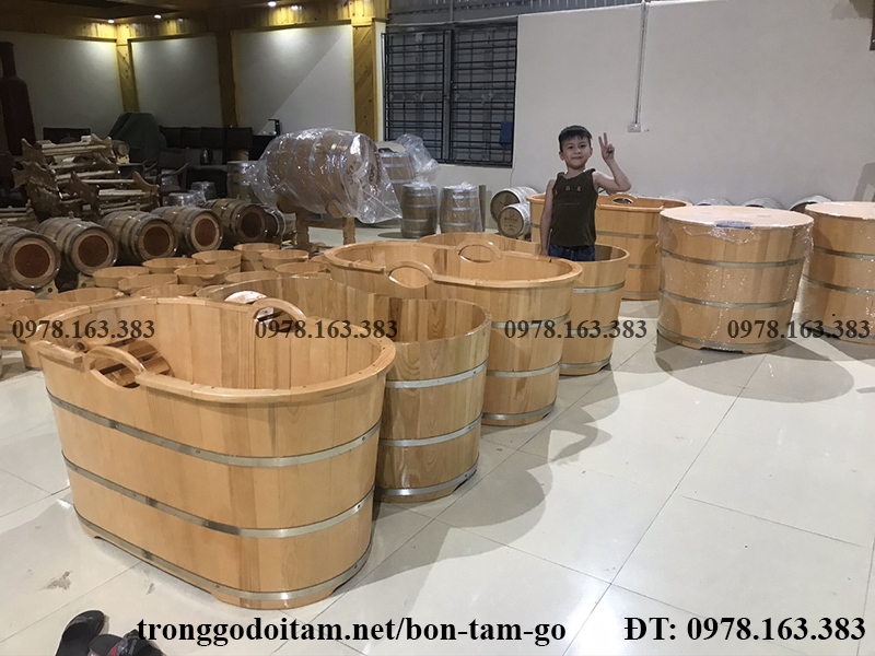 cửa hàng bồn tắm gỗ cao cấp tại hà nội