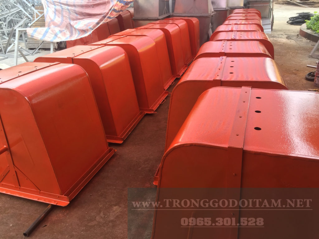 thùng xe gom rác phun sơn chống gỉ