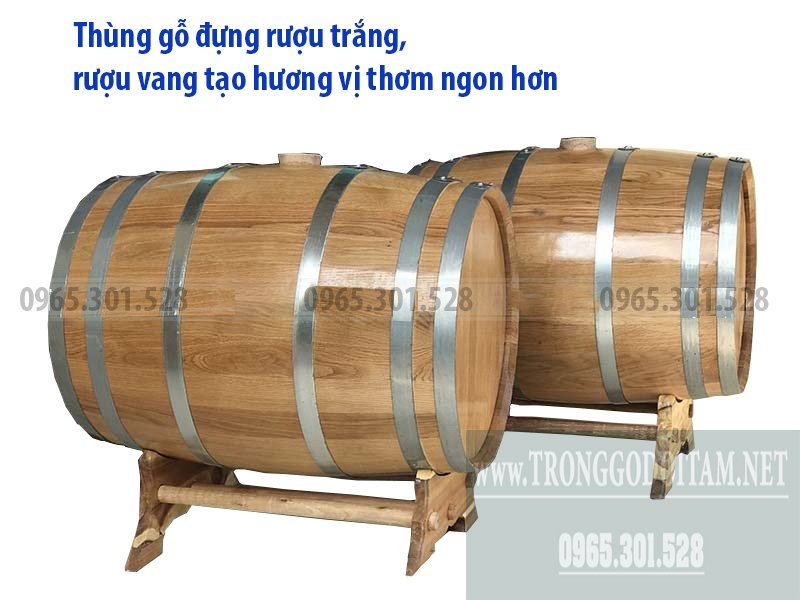 Thùng gỗ đựng rượu trắng, rượu vang tạo hương vị thơm ngon hơn