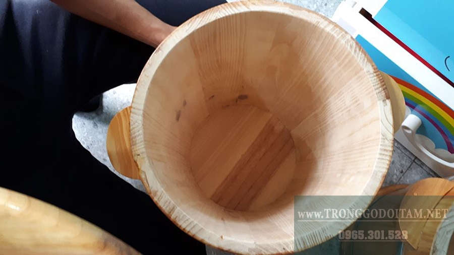 thùng đựng gạo bằng gỗ