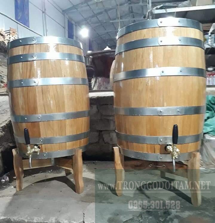 thùng gỗ sồi 200 lít và 300 lít dáng đứng