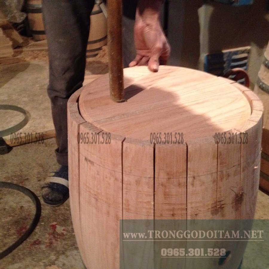 địa chỉ mua thùng ủ rượu gỗ sồi