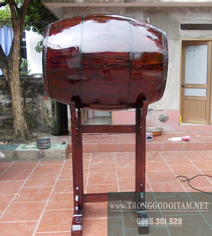 trống chùa chân cao phun sơn Pu