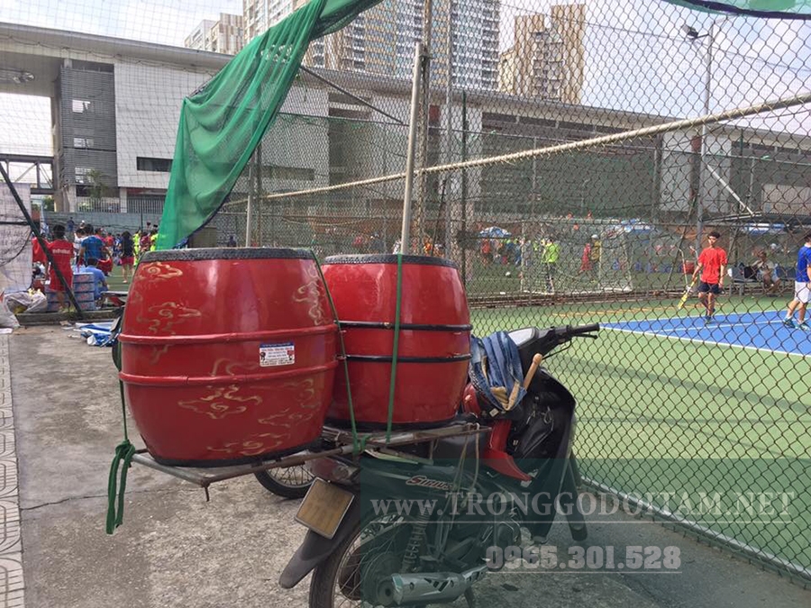 cho thuê trống giao trống ngay tại sân bóng