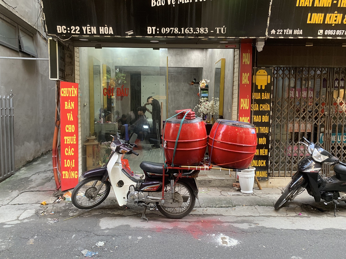 MUA TRỐNG TRƯỜNG HỌC Ở ĐÂU ?