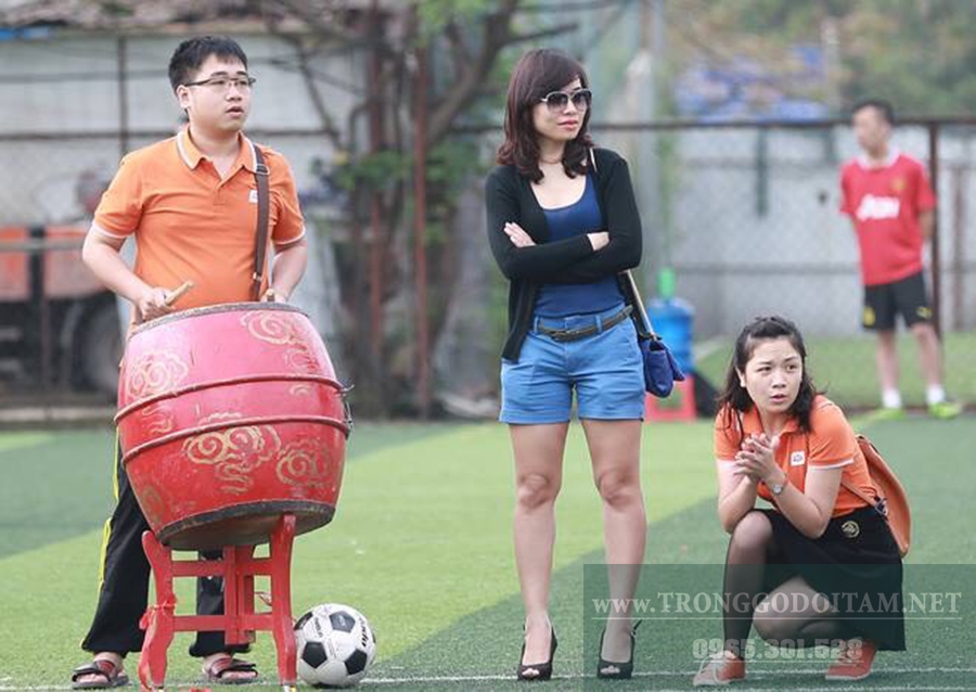 cho thuê trống cổ vũ đá bóng giá rẻ