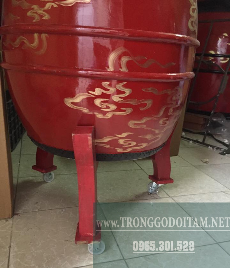 giá đỡ trống cổ vũ có thể để được nhiều kiểu