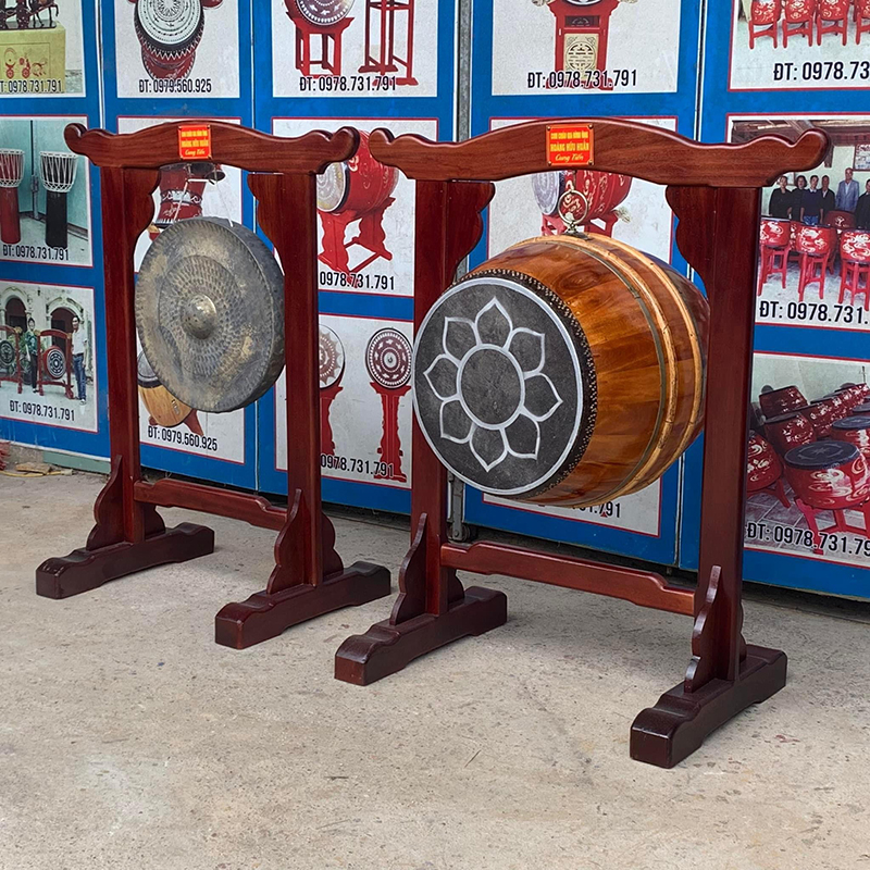 trống chiêng cung tiến nhà thờ họ