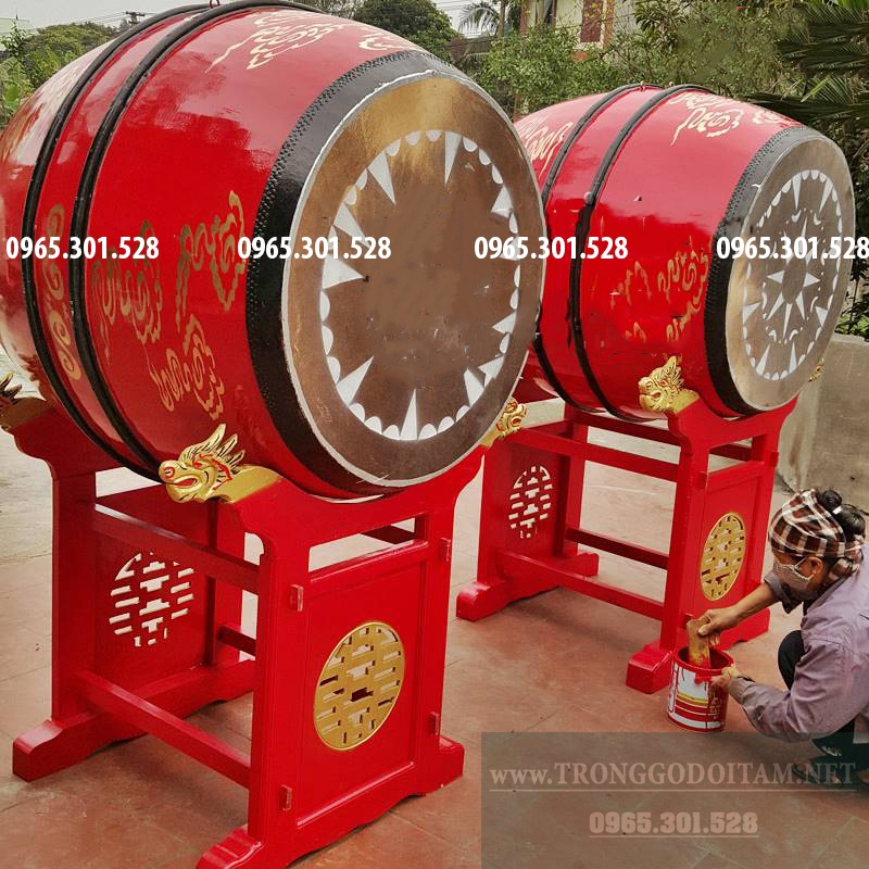 cửa hàng Đọi Tam đang hoàn thiện trống đình để bàn giao cho khách