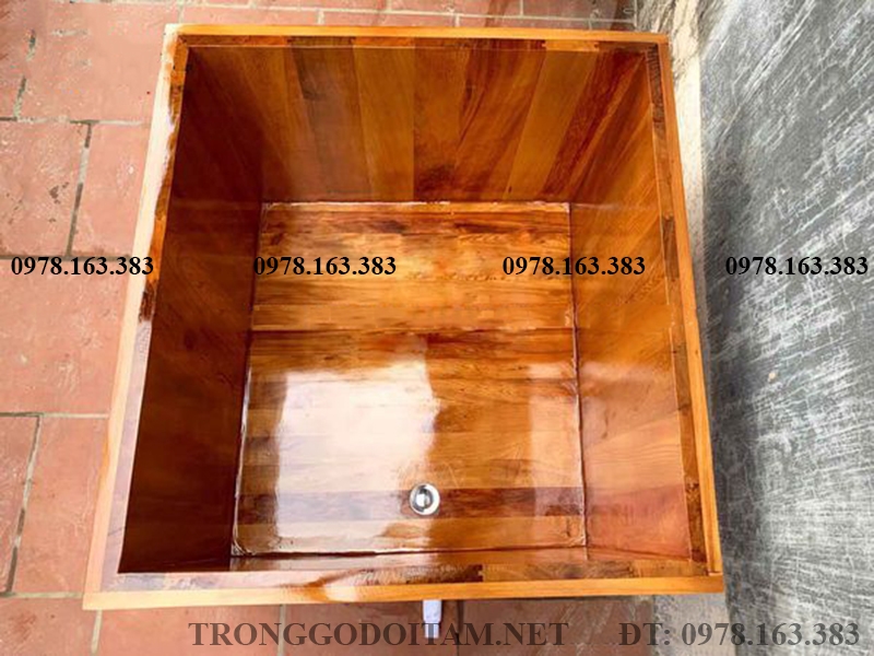 bồn tắm gỗ hình vuông gỗ pơ mu