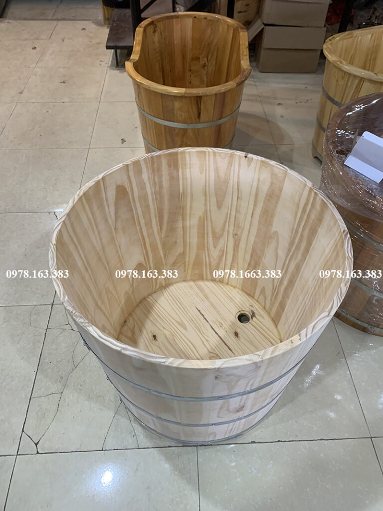 bồn tắm gỗ thông để mộc chưa phun sơn PU