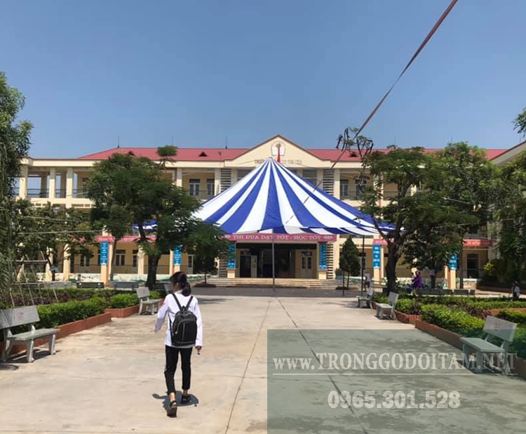 bạt che nắng mưa sân trường