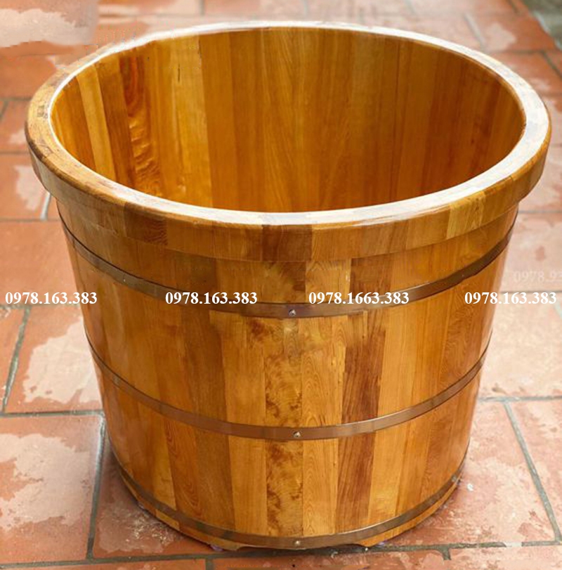 BỒN TẮM GỖ PƠ MU