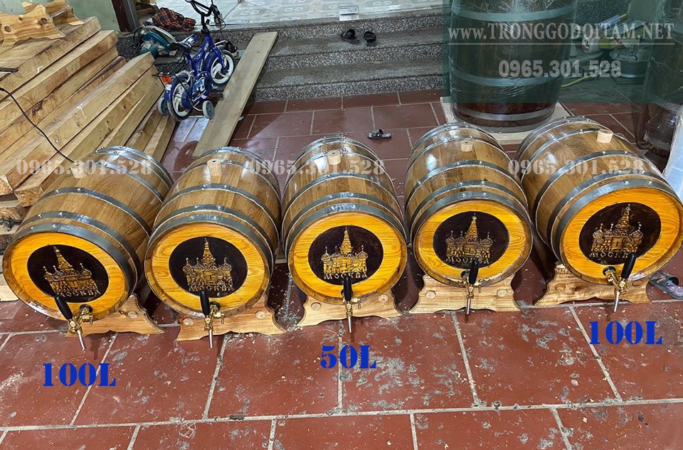 thùng rượu gỗ sồi chuẩn
