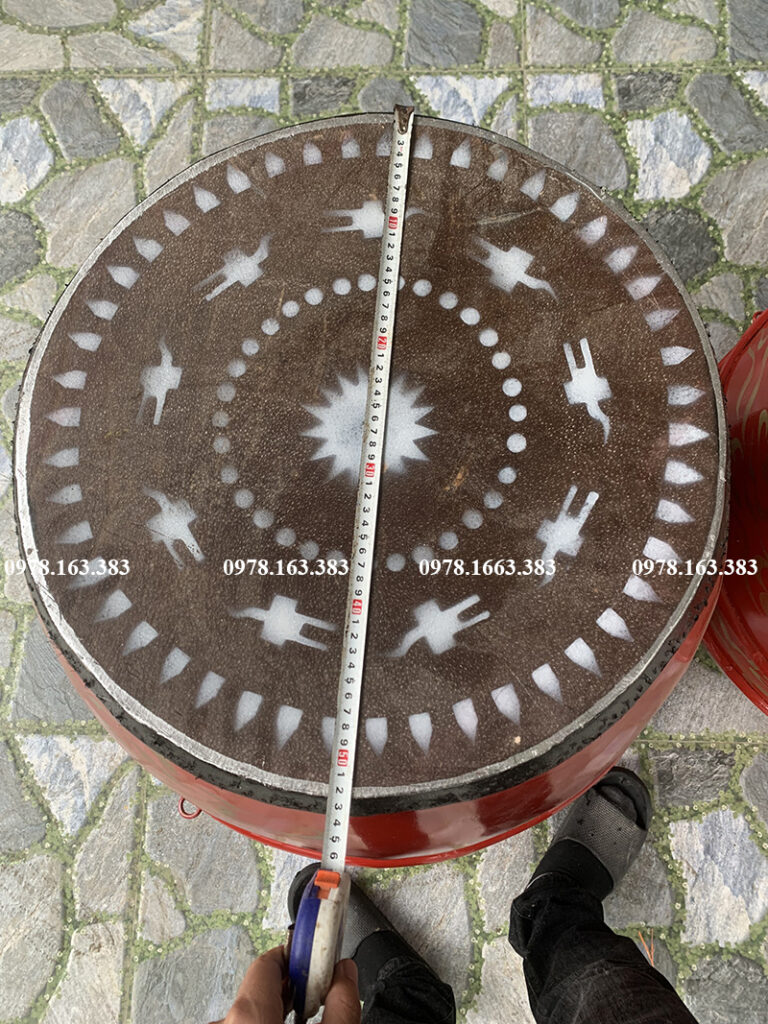 mặt trống