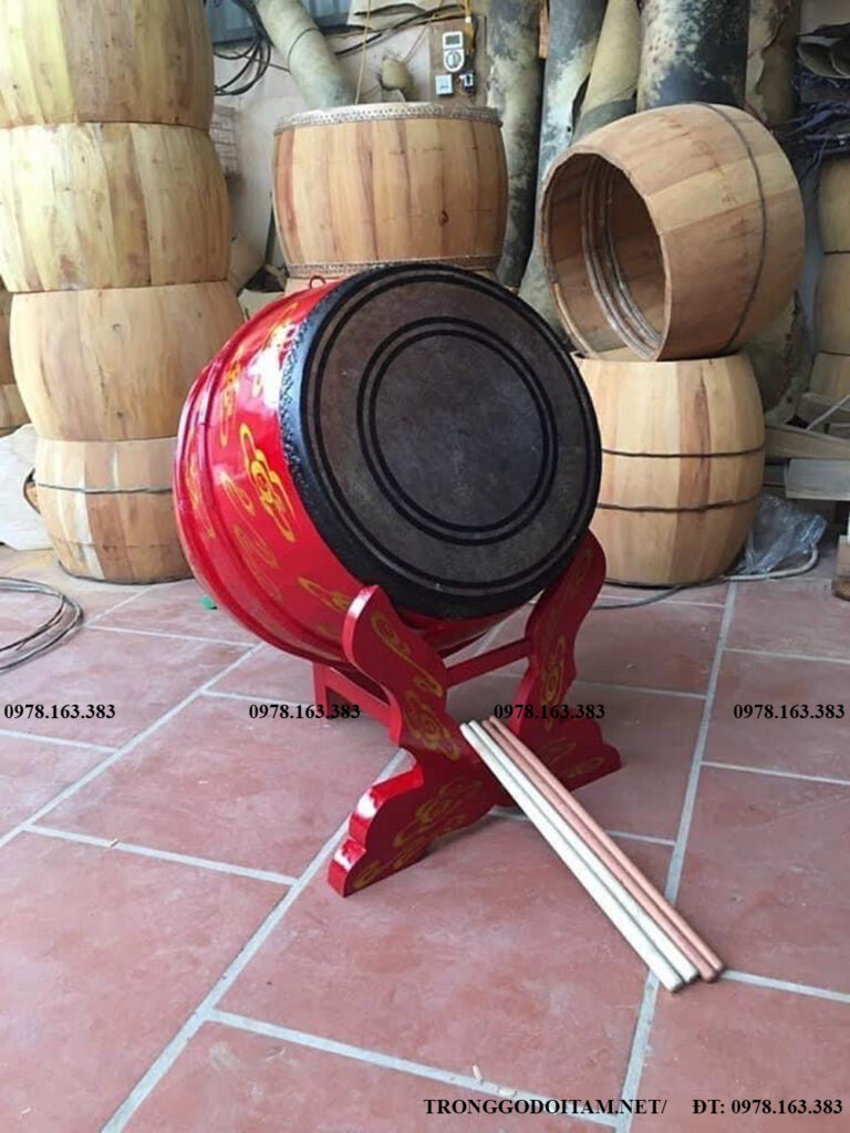 trống cúng lễ đình làng
