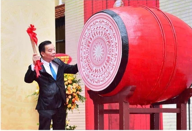 cách đánh trống trường học