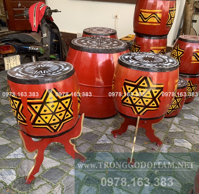 trống múa hội làng