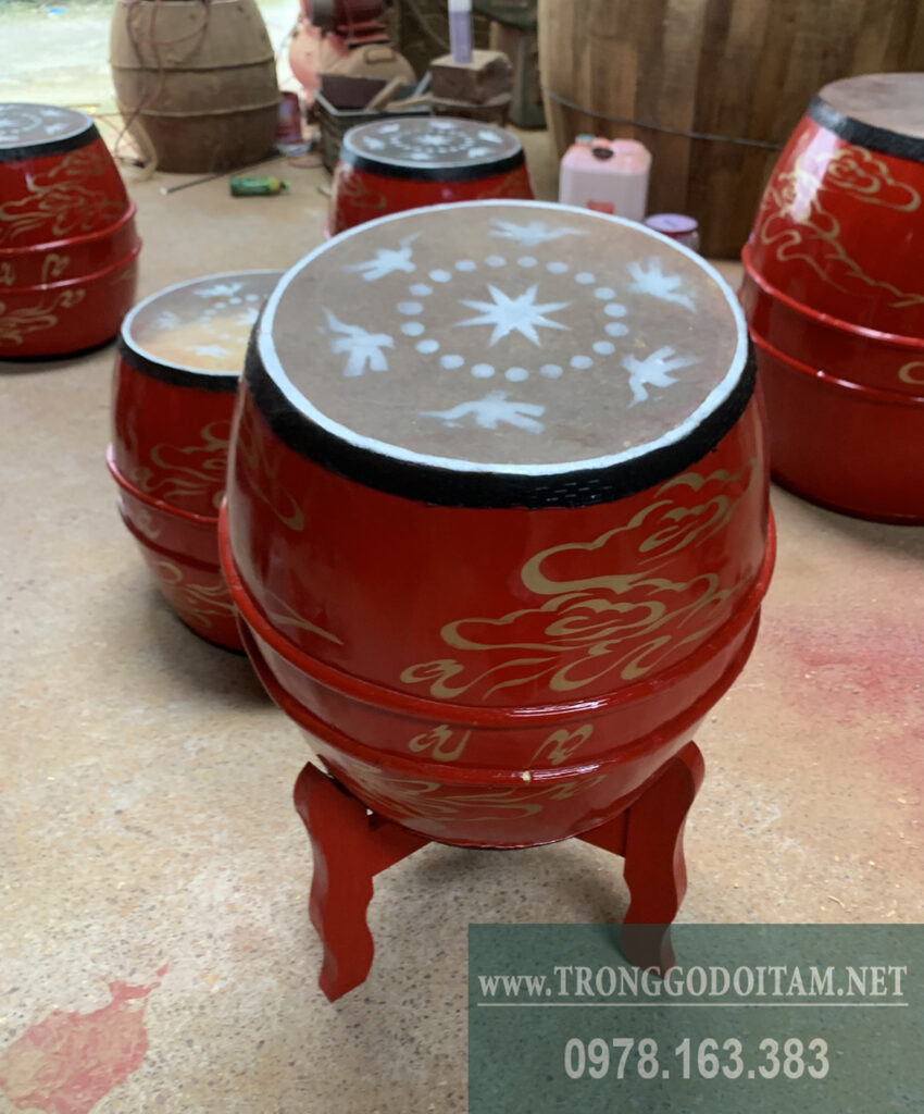 trống cổ vũ bằng da bò
