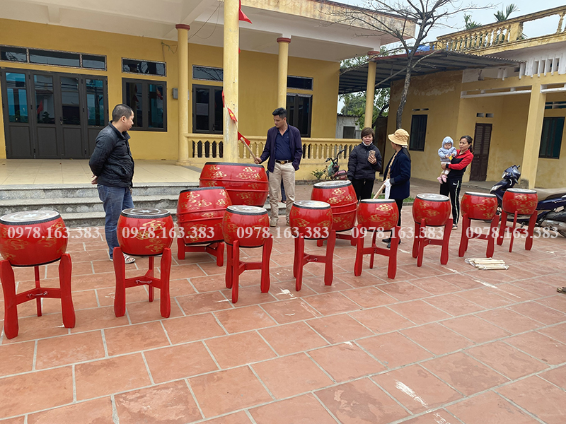 dàn trống gỗ hội làng