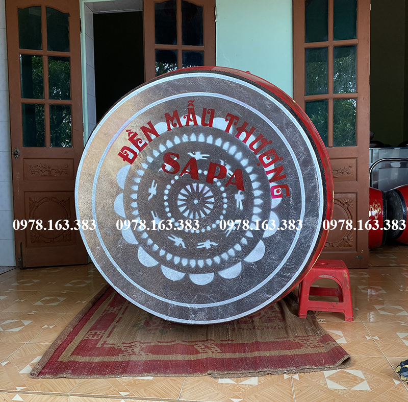 Trống gỗ da trâu