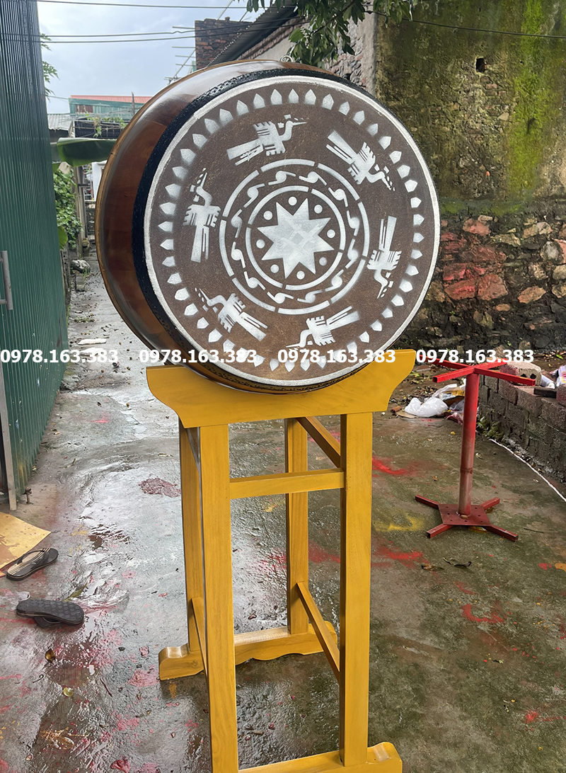 trống trường giá đỡ chân cao mặt 60 cao 80 tổng chiều cao 1m7