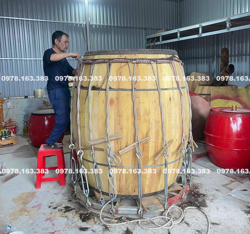 trống gỗ da trâu